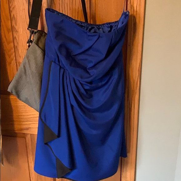 Dress - Picture 1 of 1